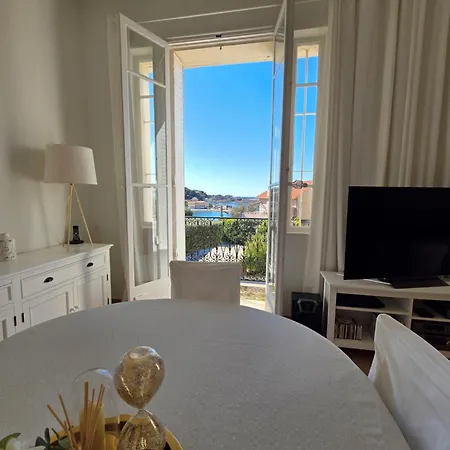 Magnifique Au Bord De La